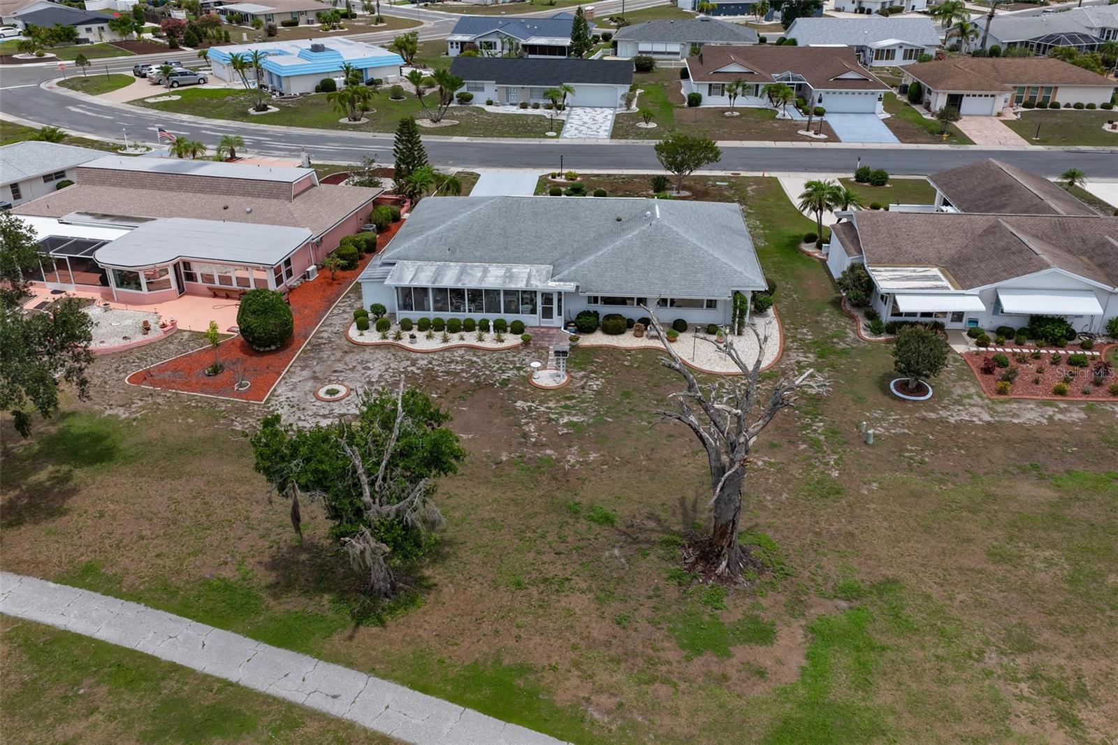 DEL WEBBS SUN CITY FLORIDA UN - Residential