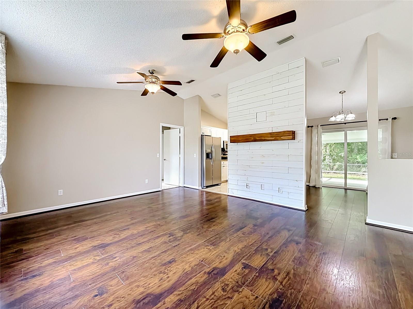 INVERNESS HIGHLANDS WEST - Residential