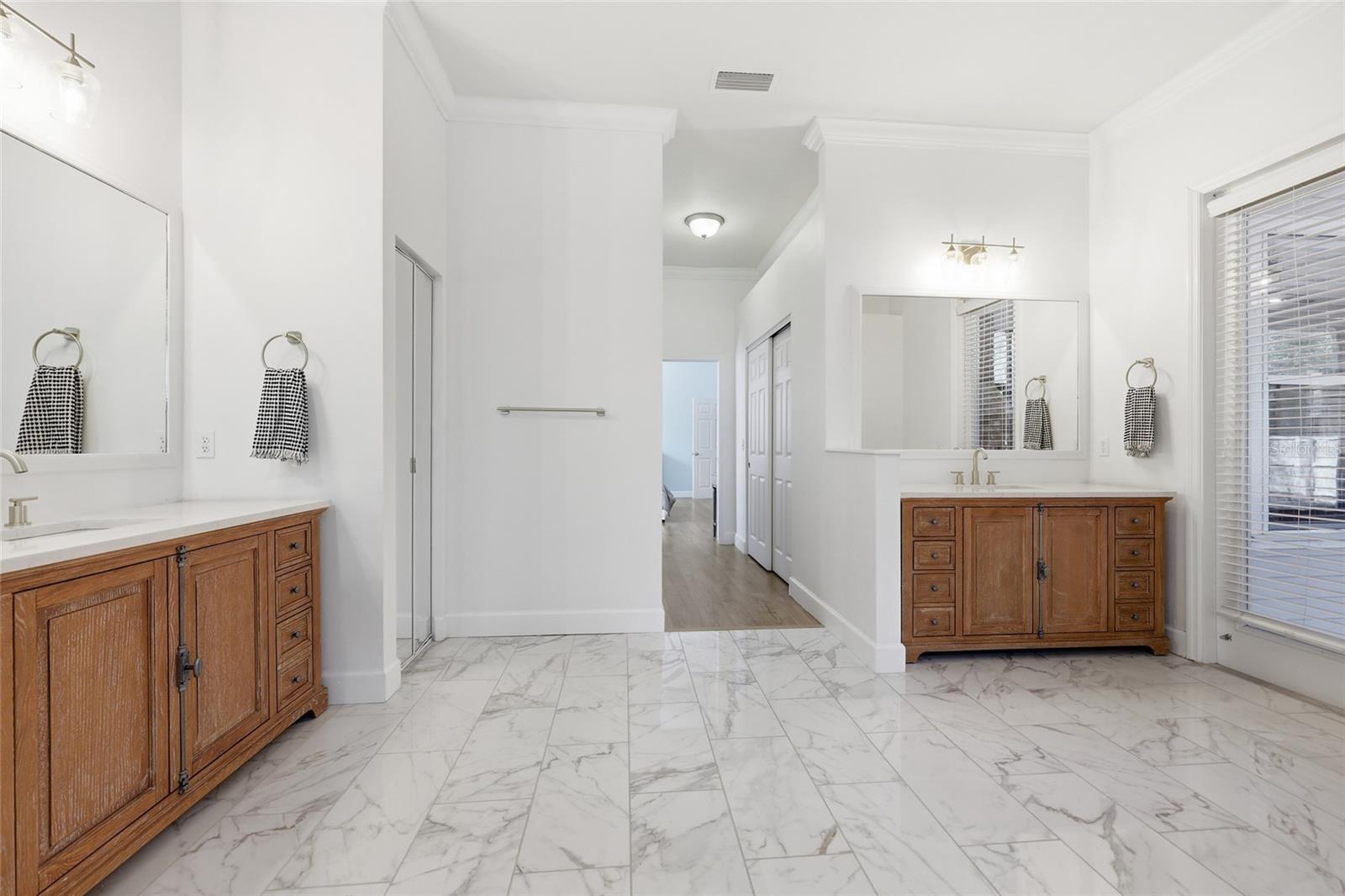 ELOISE GARDENS - Residential