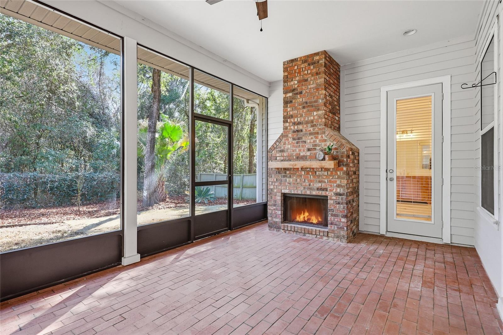 ELOISE GARDENS - Residential