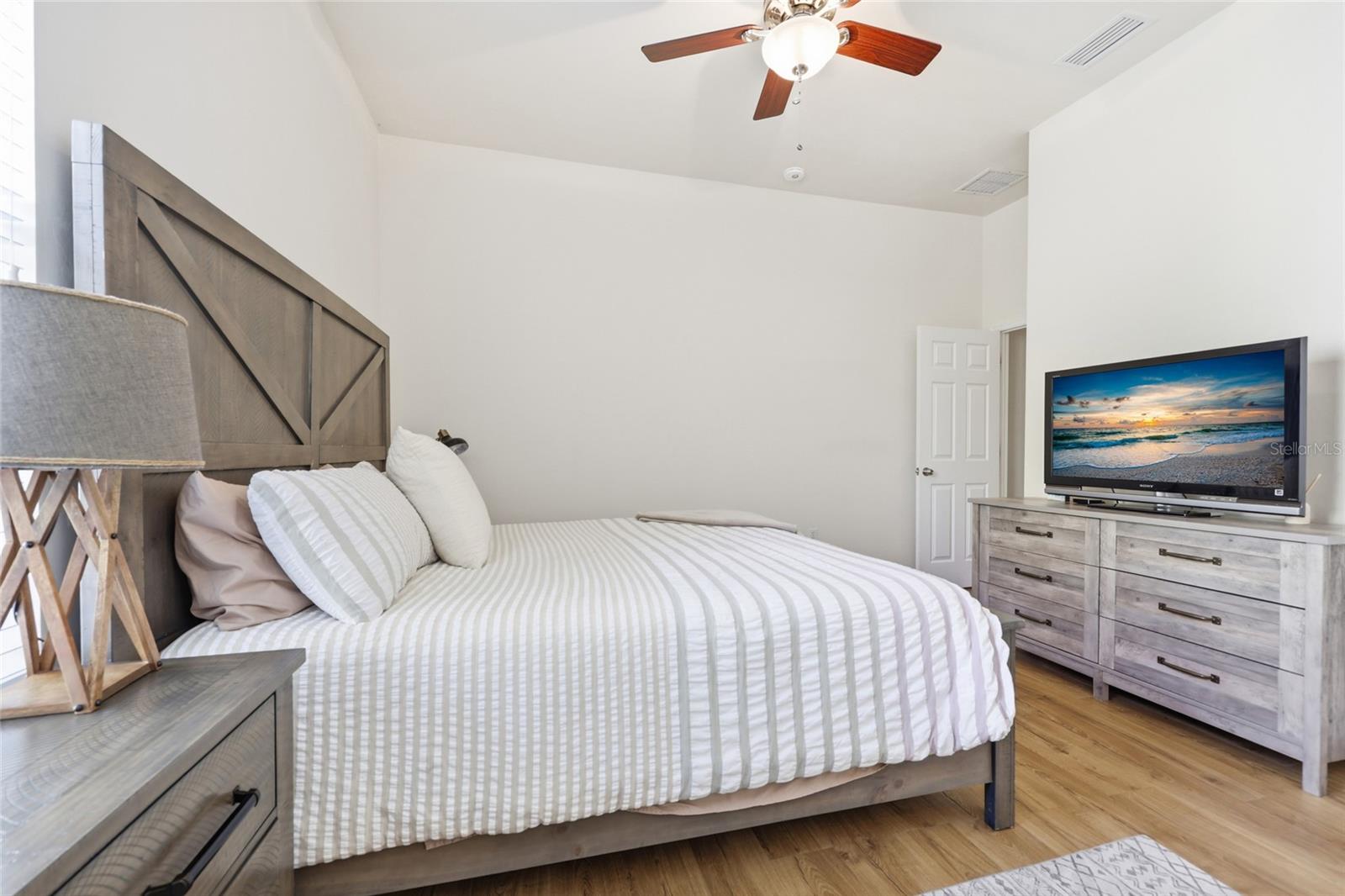 ELOISE GARDENS - Residential