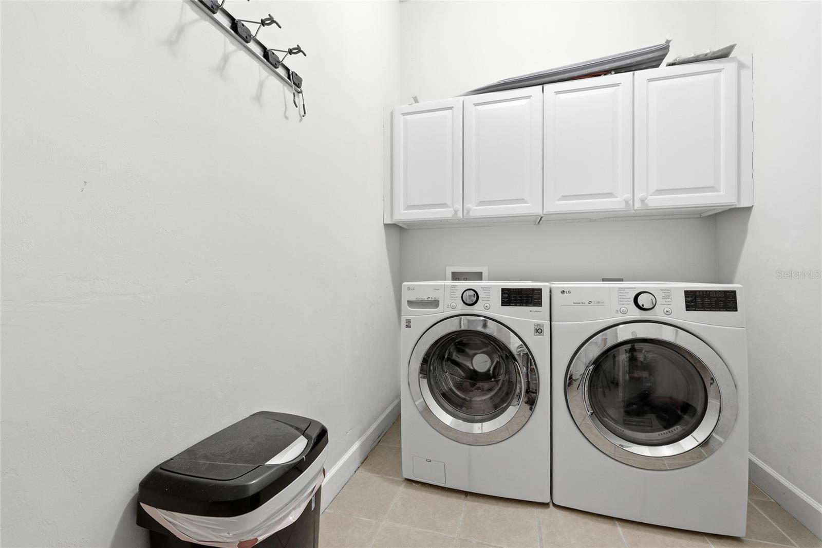 ELOISE GARDENS - Residential