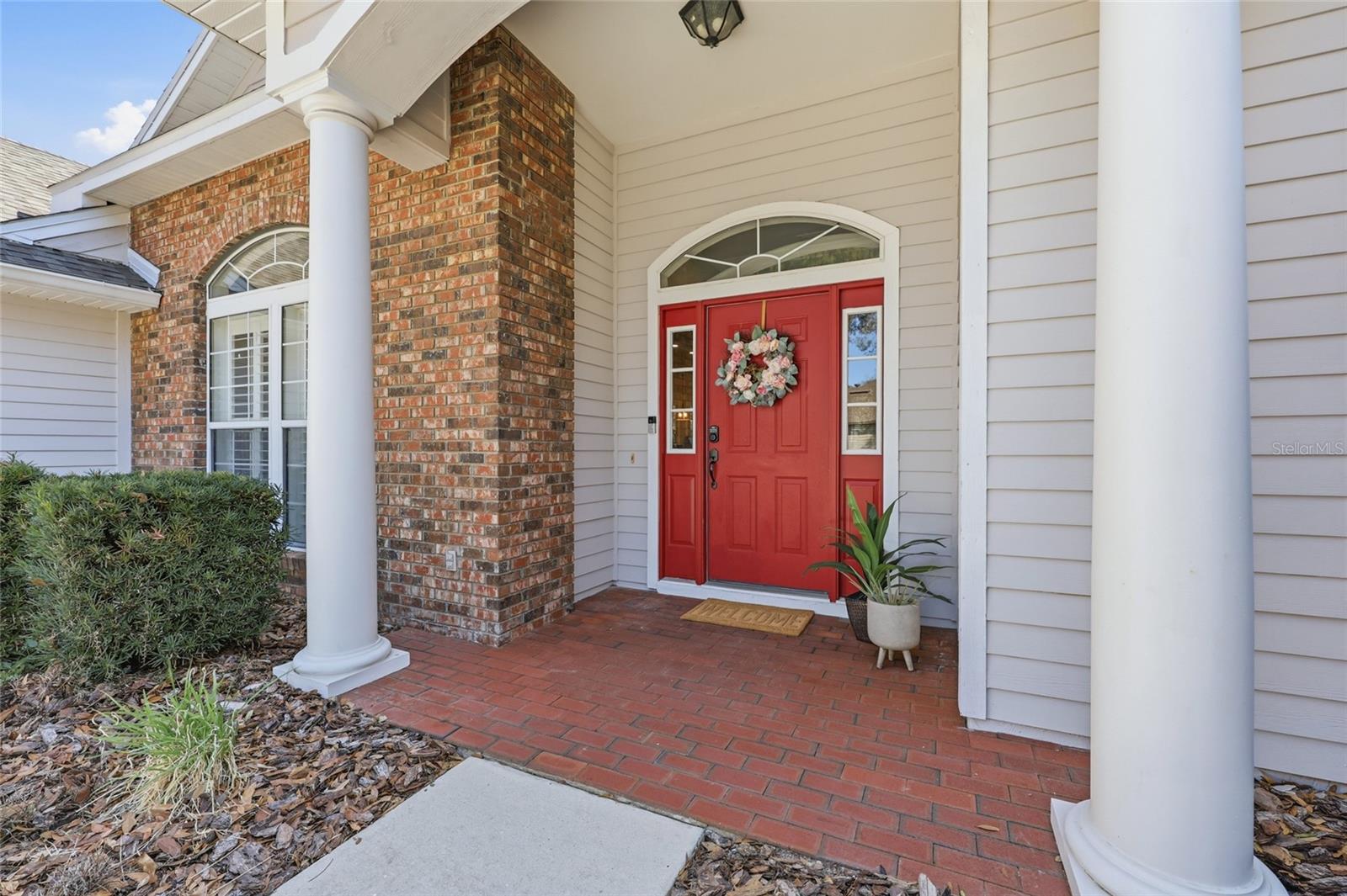 ELOISE GARDENS - Residential