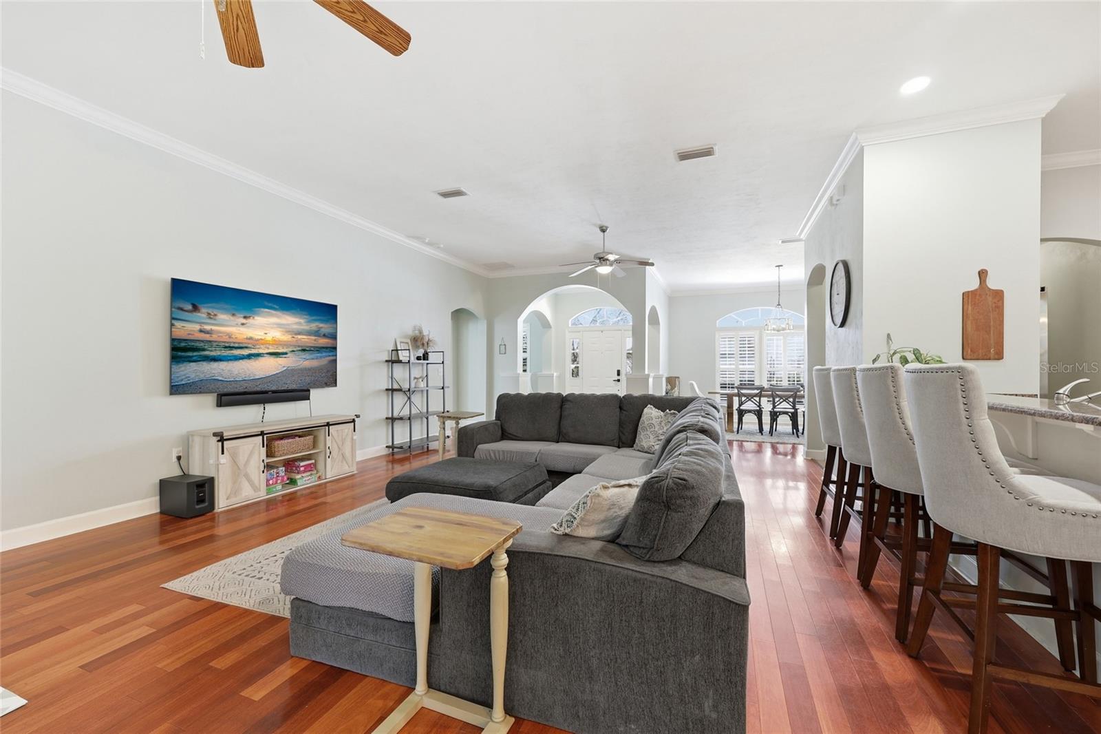 ELOISE GARDENS - Residential