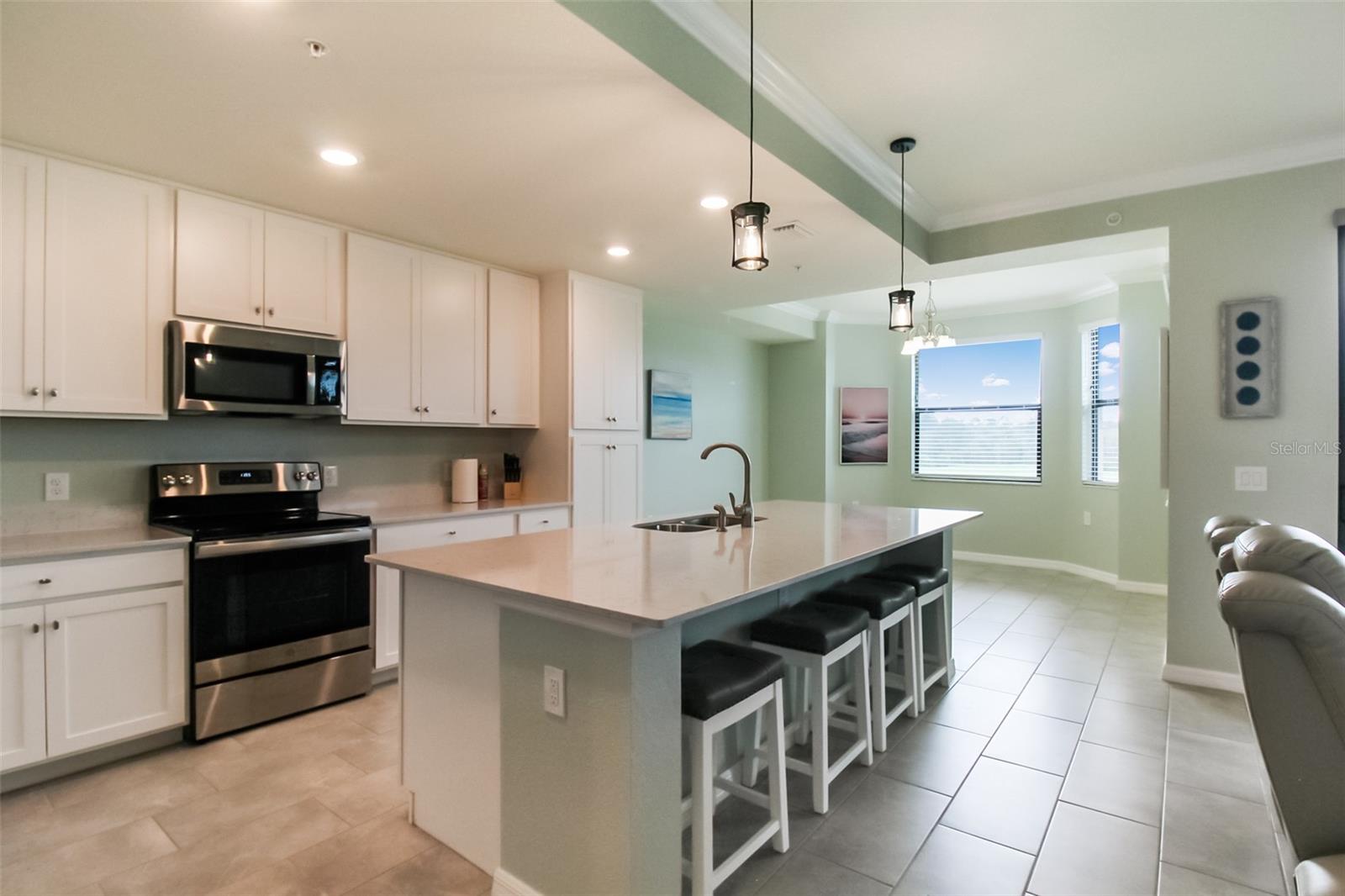 TERRACE VI AT LAKEWOOD NATIONAL PH II - Residential Lease