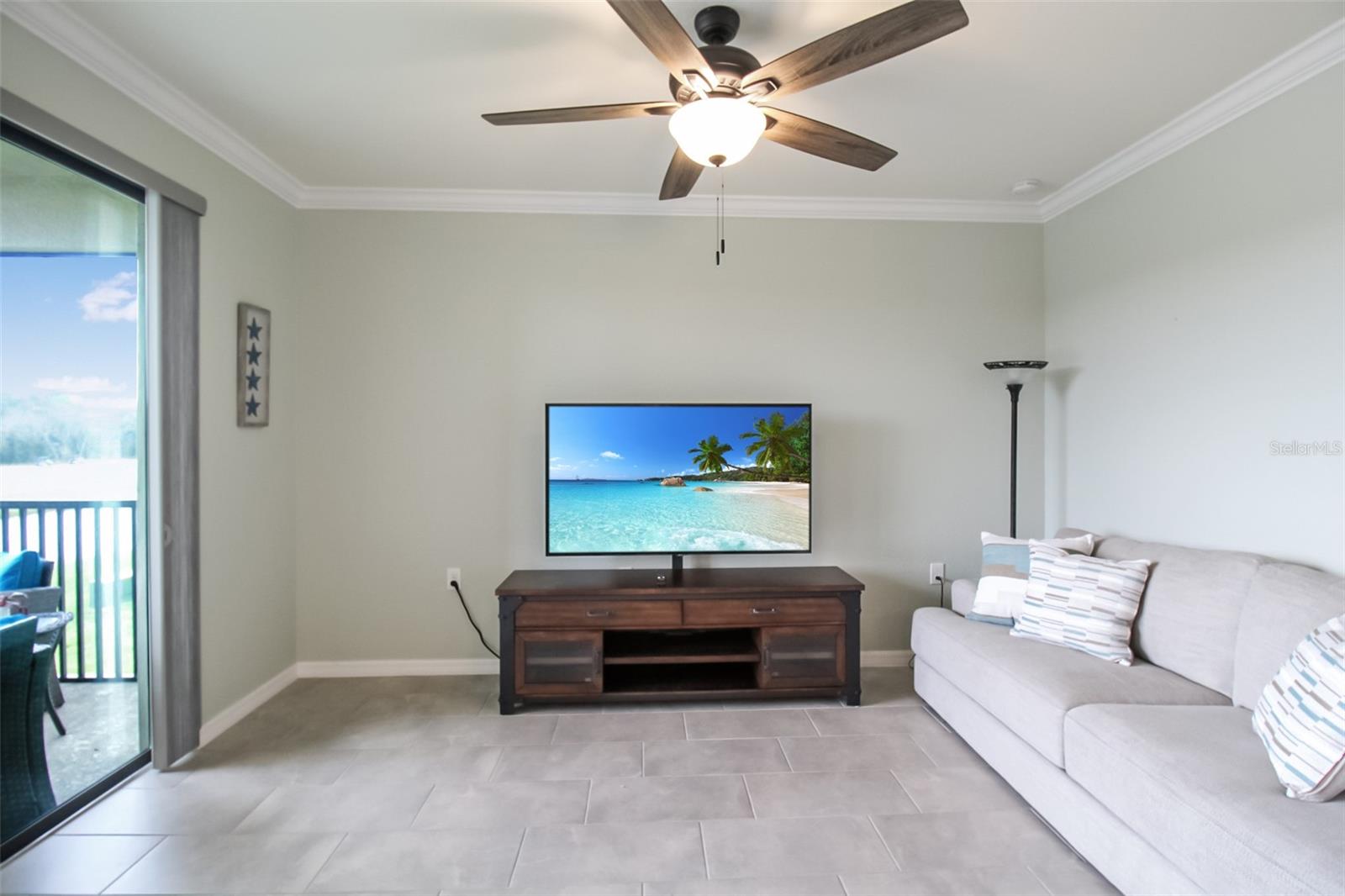 TERRACE VI AT LAKEWOOD NATIONAL PH II - Residential Lease