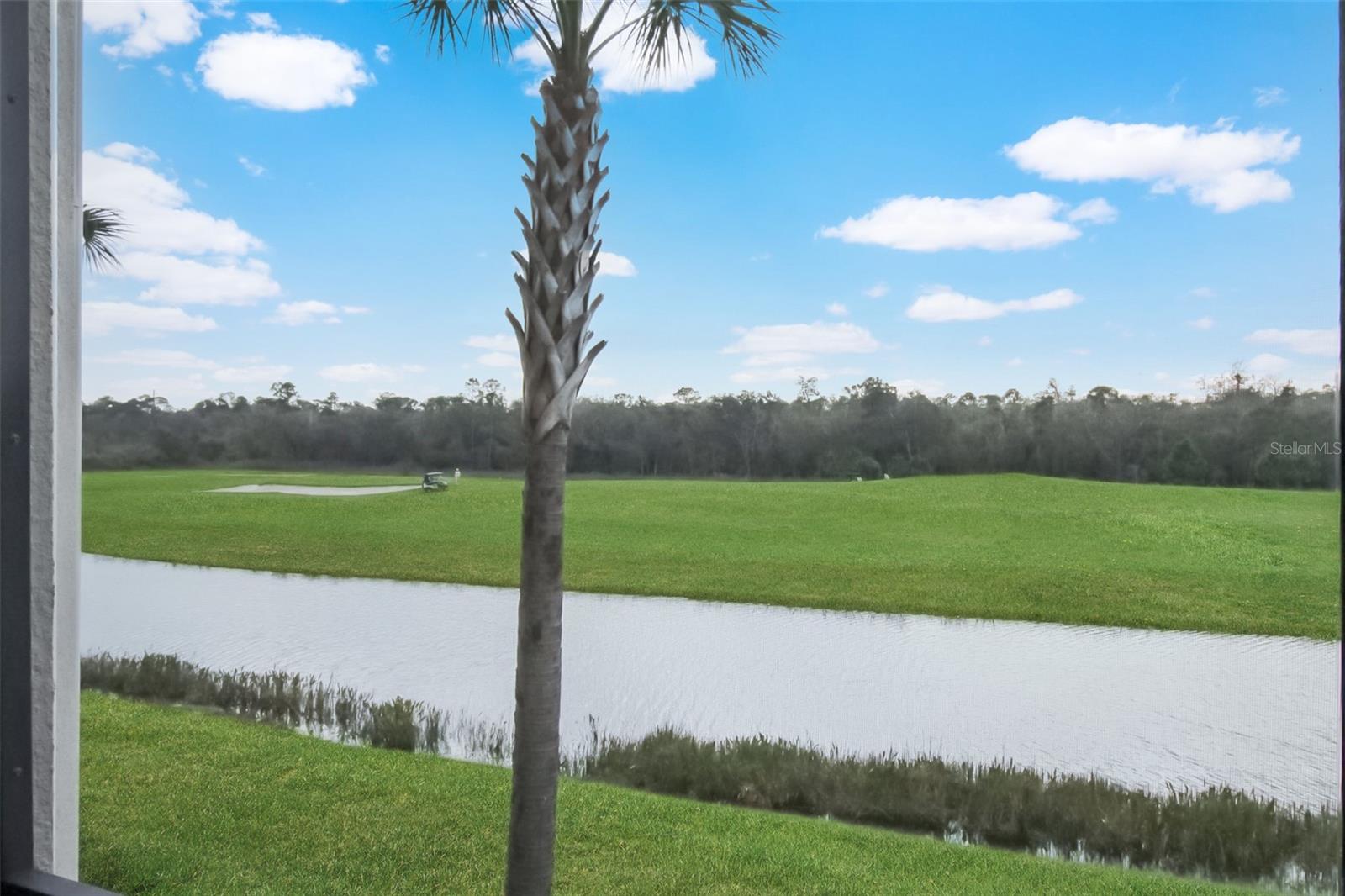 TERRACE VI AT LAKEWOOD NATIONAL PH II - Residential Lease