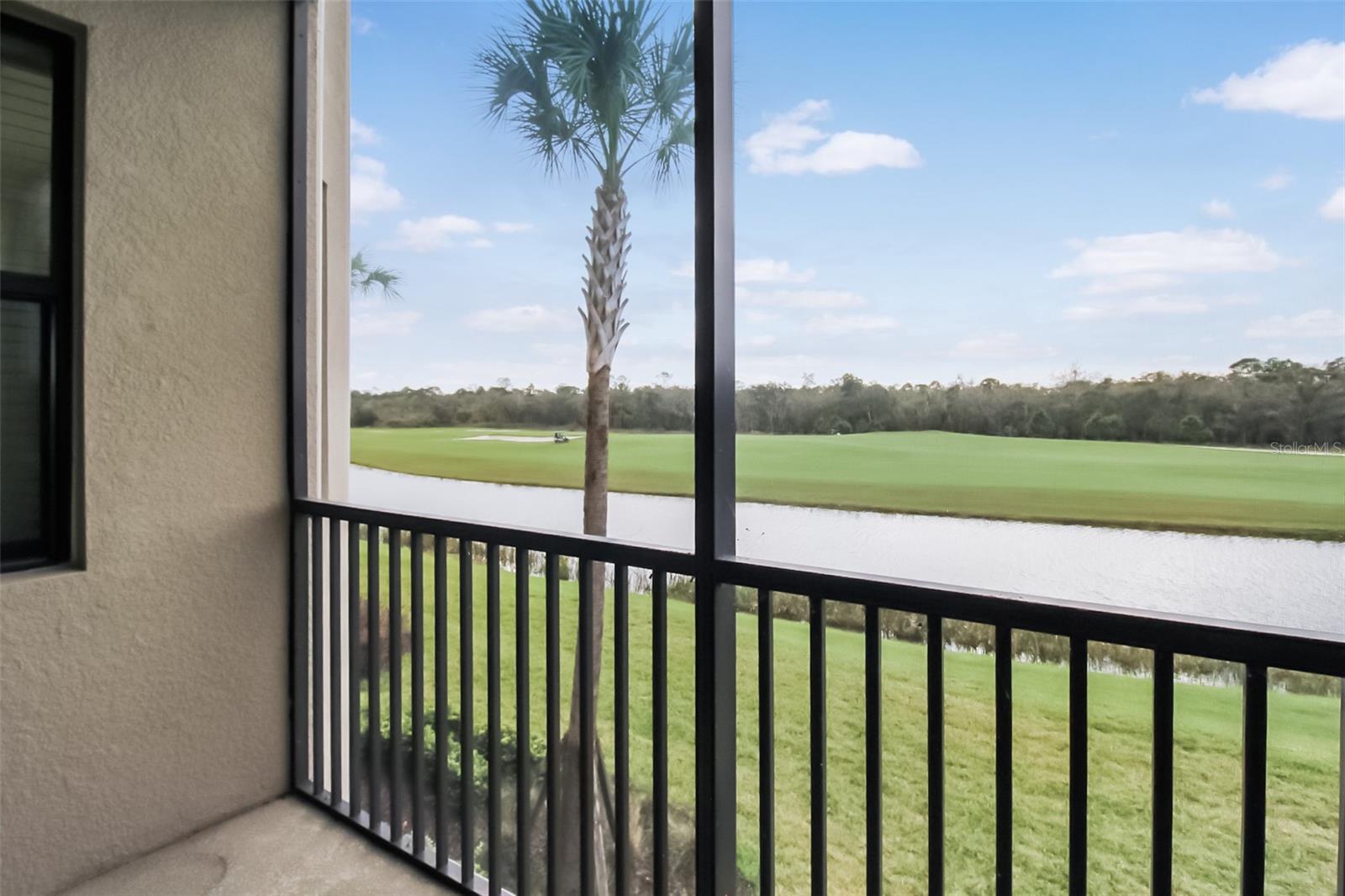 TERRACE VI AT LAKEWOOD NATIONAL PH II - Residential Lease