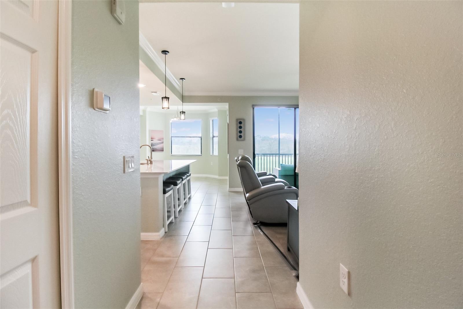 TERRACE VI AT LAKEWOOD NATIONAL PH II - Residential Lease