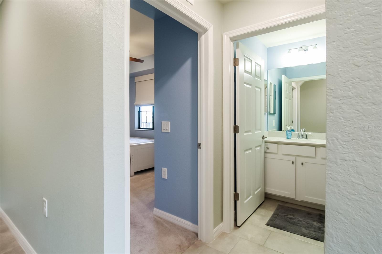 TERRACE VI AT LAKEWOOD NATIONAL PH II - Residential Lease