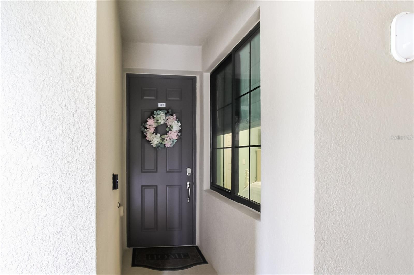 TERRACE VI AT LAKEWOOD NATIONAL PH II - Residential Lease