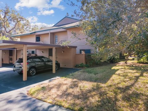 A home in PALM HARBOR