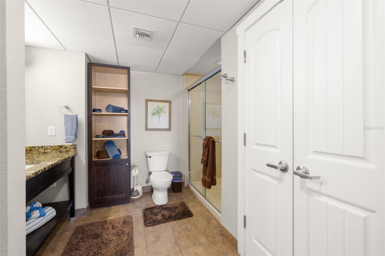 HARBOURSIDE AT MARKER 33 VACATION CONDO - Residential