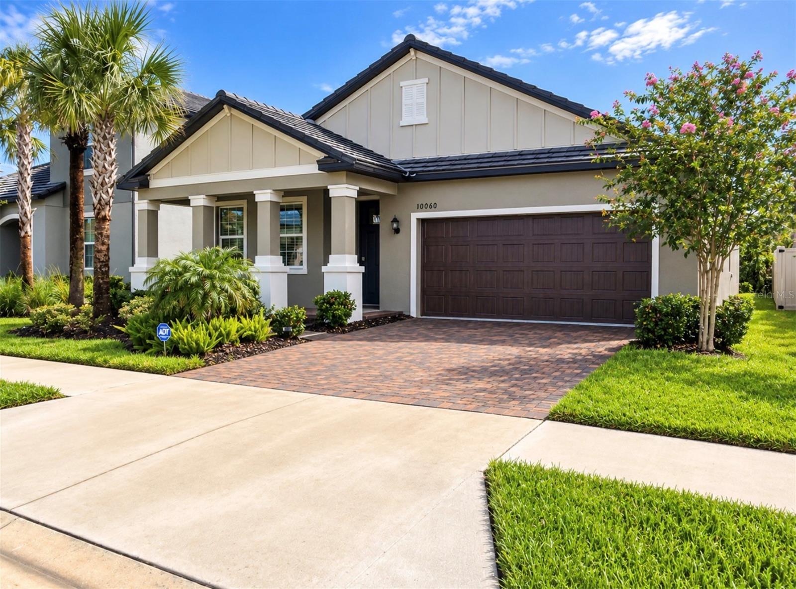 10060 BANYAN BREEZE BOULEVARD