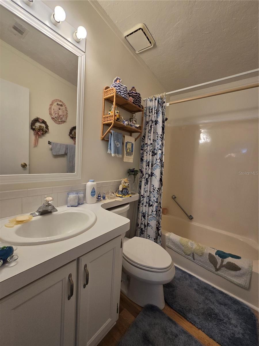 SWEETWATER GOLF & TENNIS CLUB ADD 01 - Residential