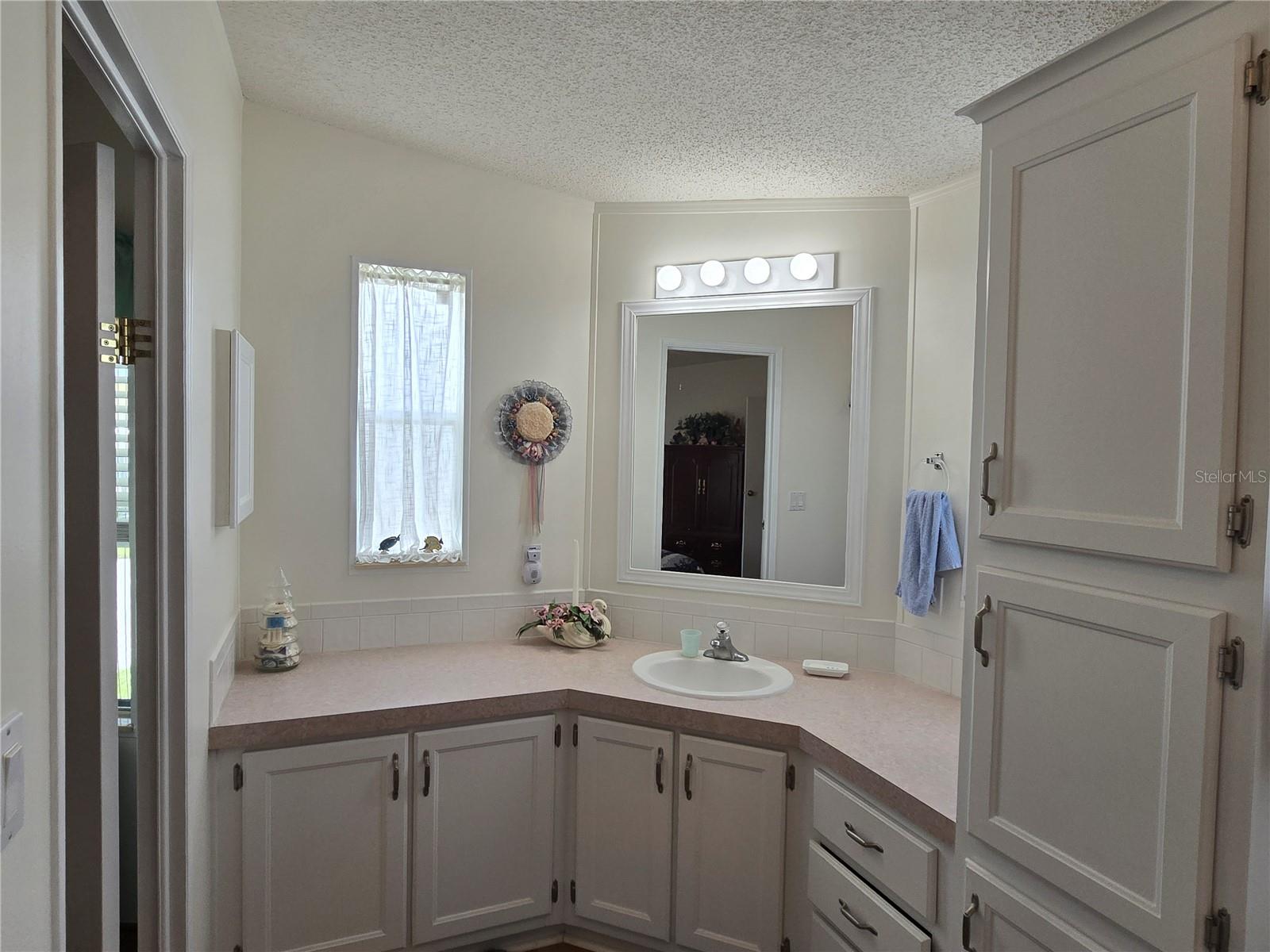 SWEETWATER GOLF & TENNIS CLUB ADD 01 - Residential