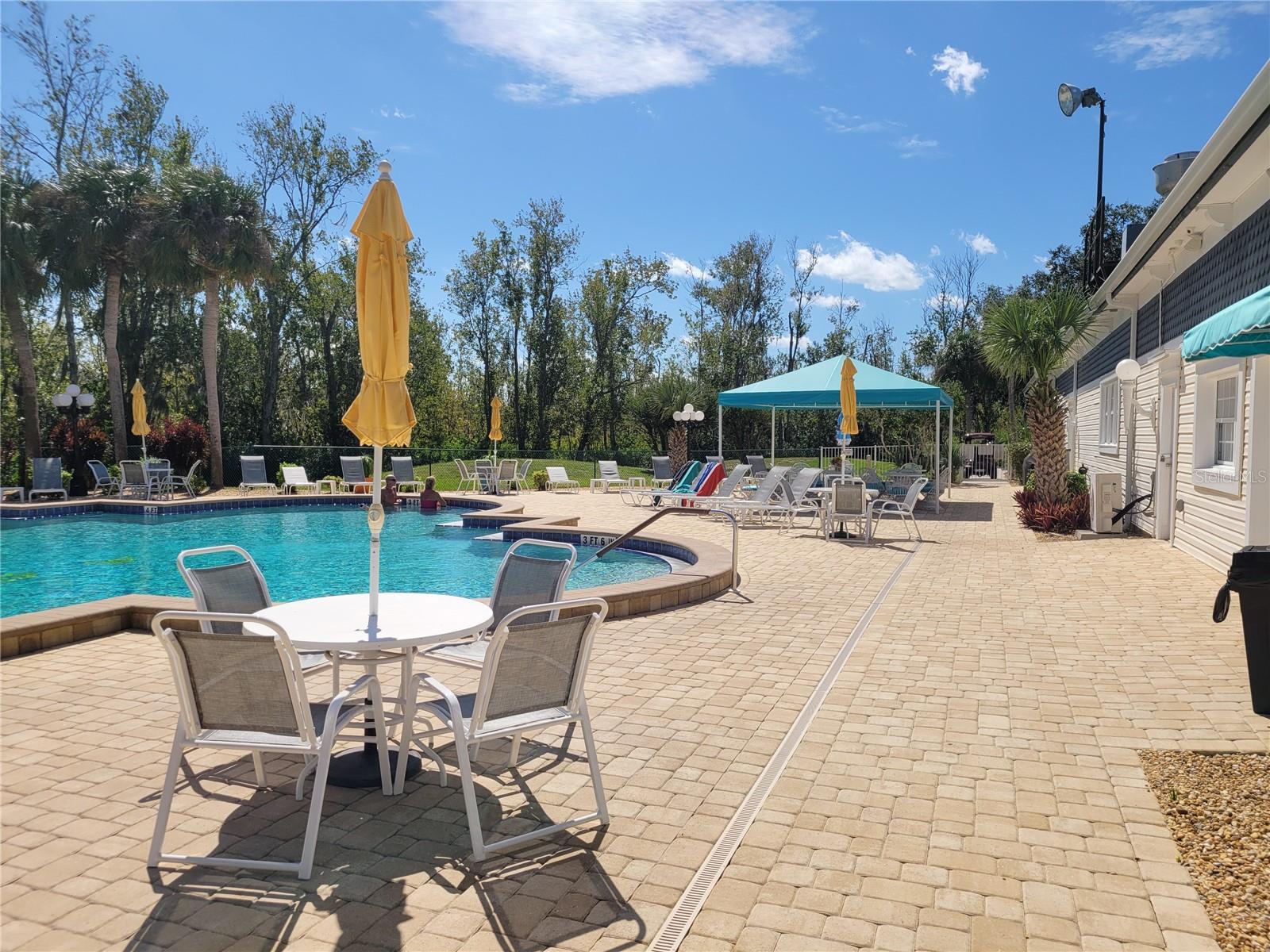 SWEETWATER GOLF & TENNIS CLUB ADD 01 - Residential