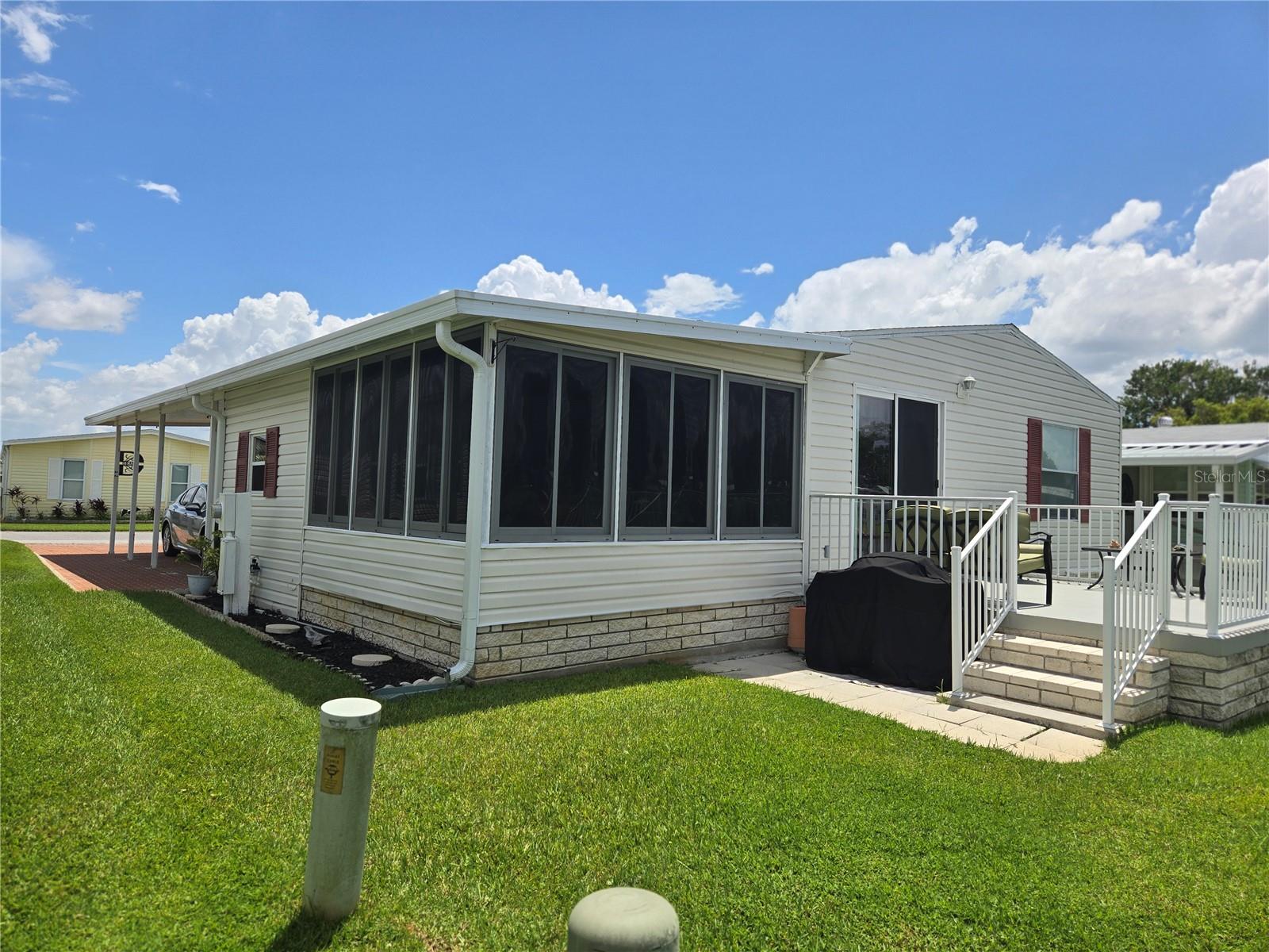 SWEETWATER GOLF & TENNIS CLUB ADD 01 - Residential