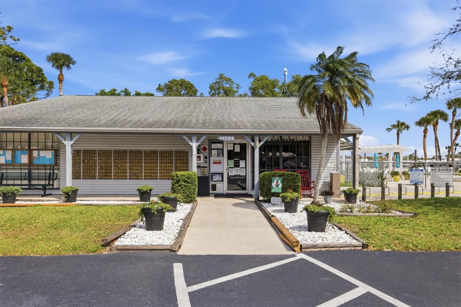 SARASOTA LAKES RV RESORT - Residential