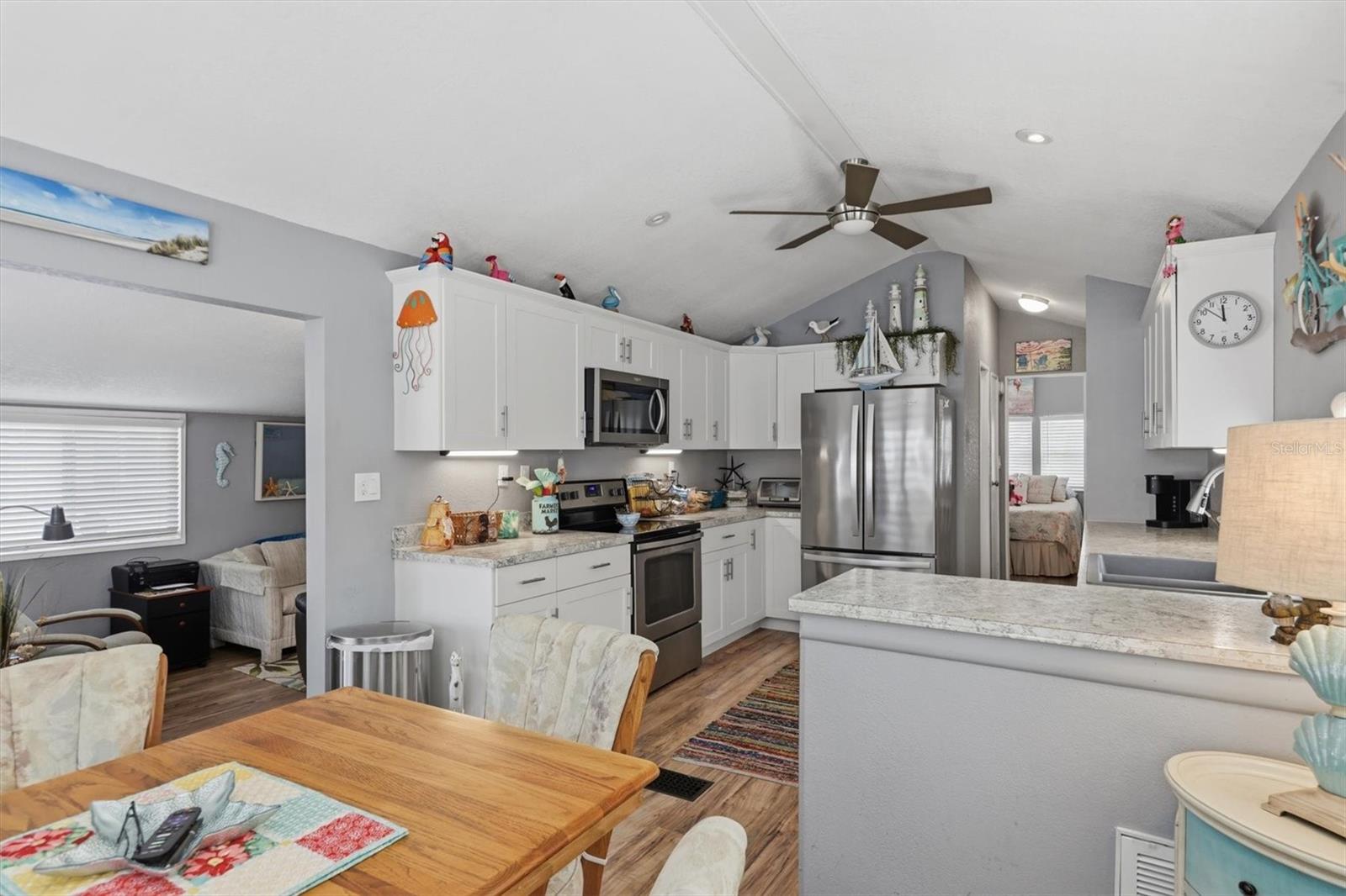 SARASOTA LAKES RV RESORT - Residential