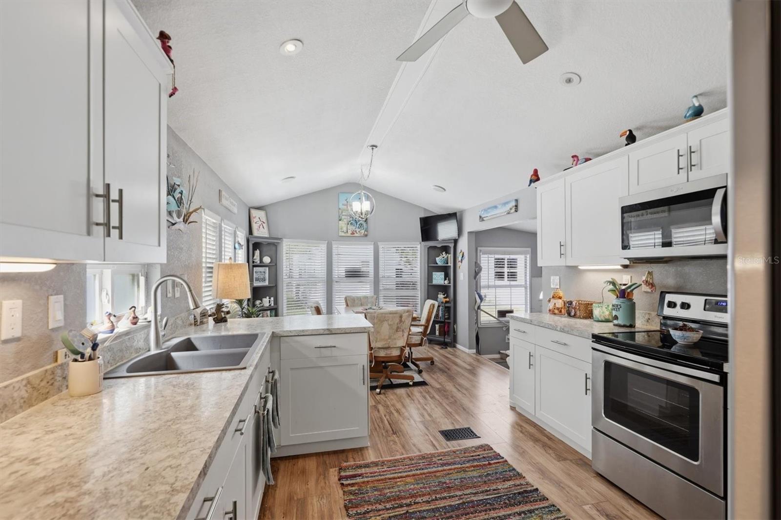 SARASOTA LAKES RV RESORT - Residential