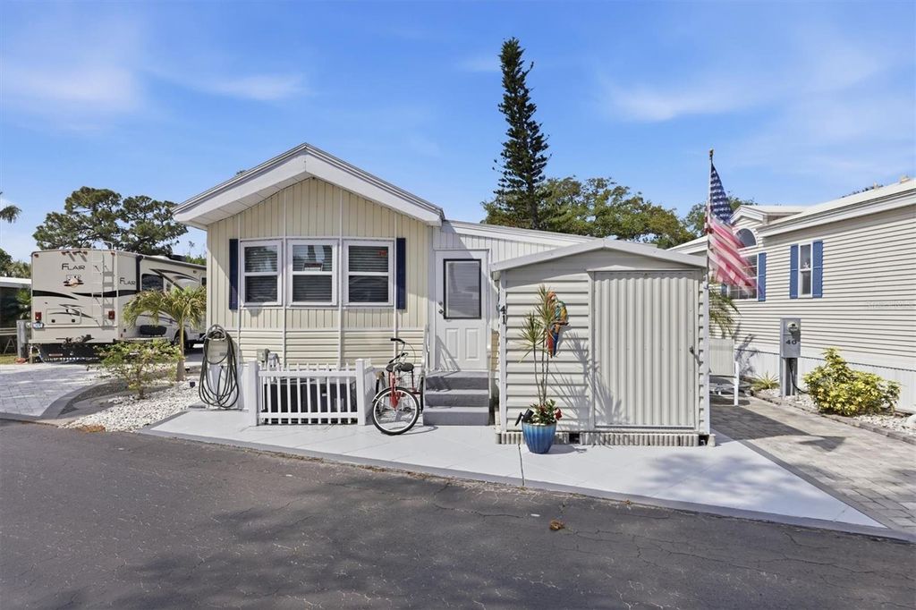 Photo of 1674 University Pkwy #41, Sarasota, FL 34243 (MLS # A4687957)