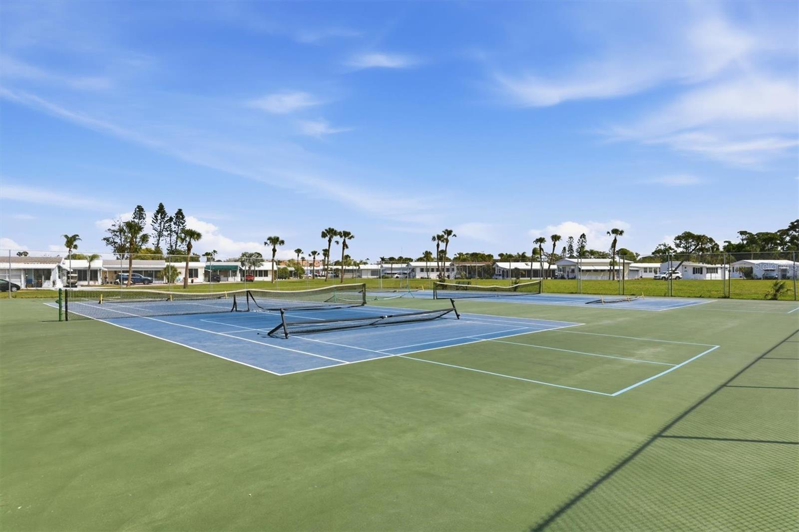 SARASOTA LAKES RV RESORT - Residential