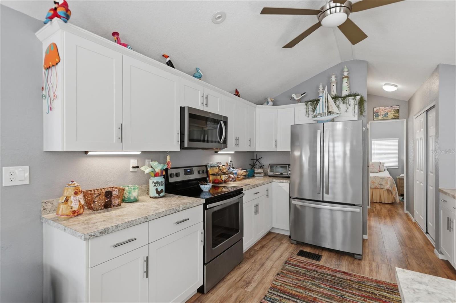 SARASOTA LAKES RV RESORT - Residential