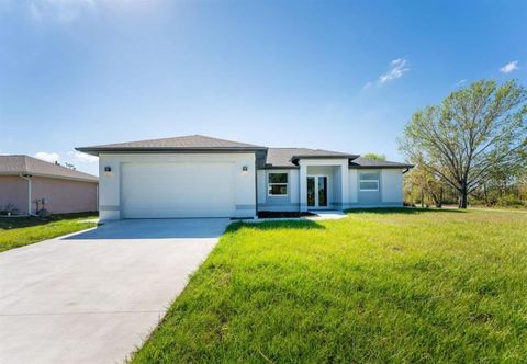 A home in PUNTA GORDA