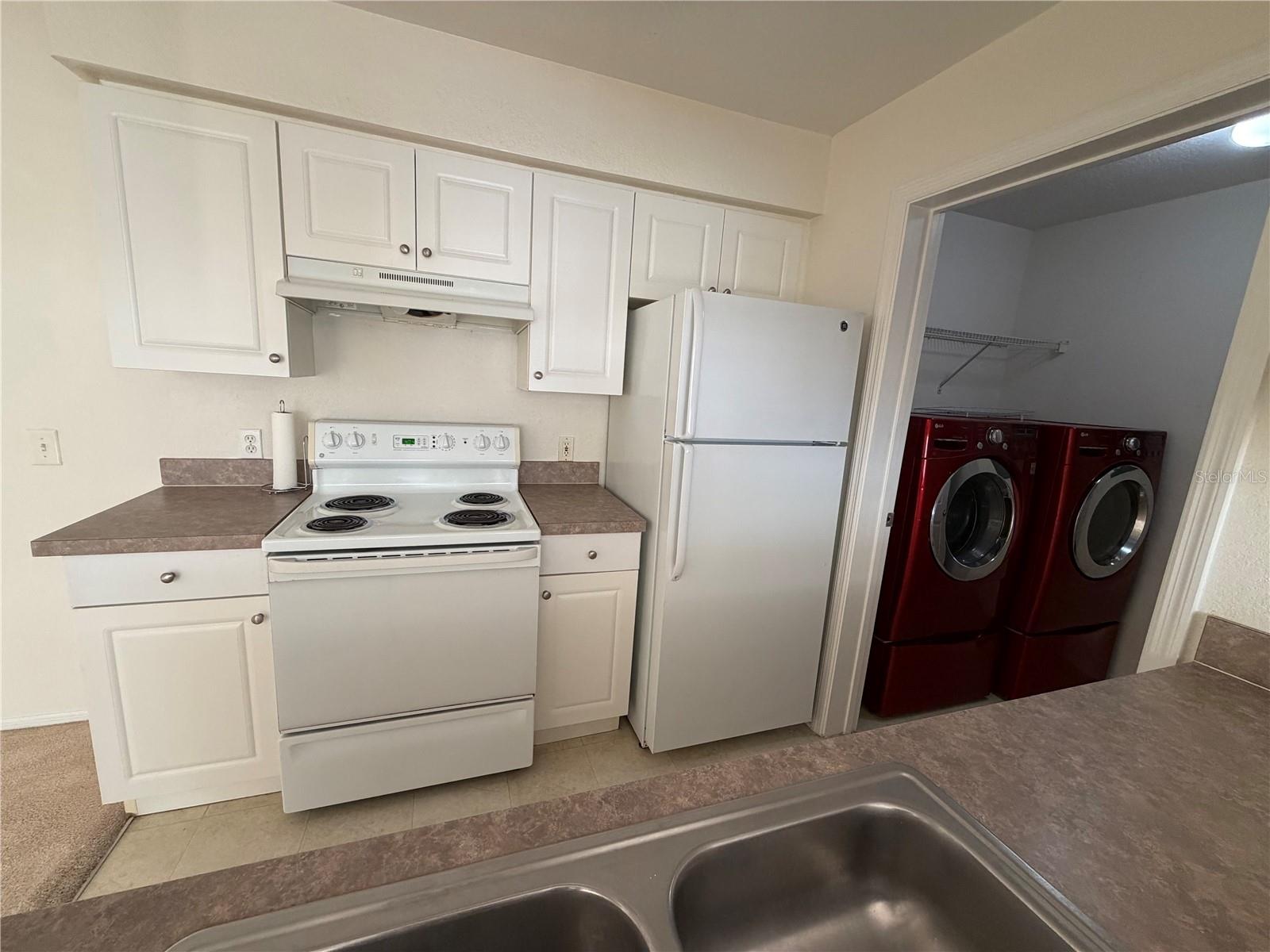 BELMONT AT RYALS CHASE CONDO - Residential Lease