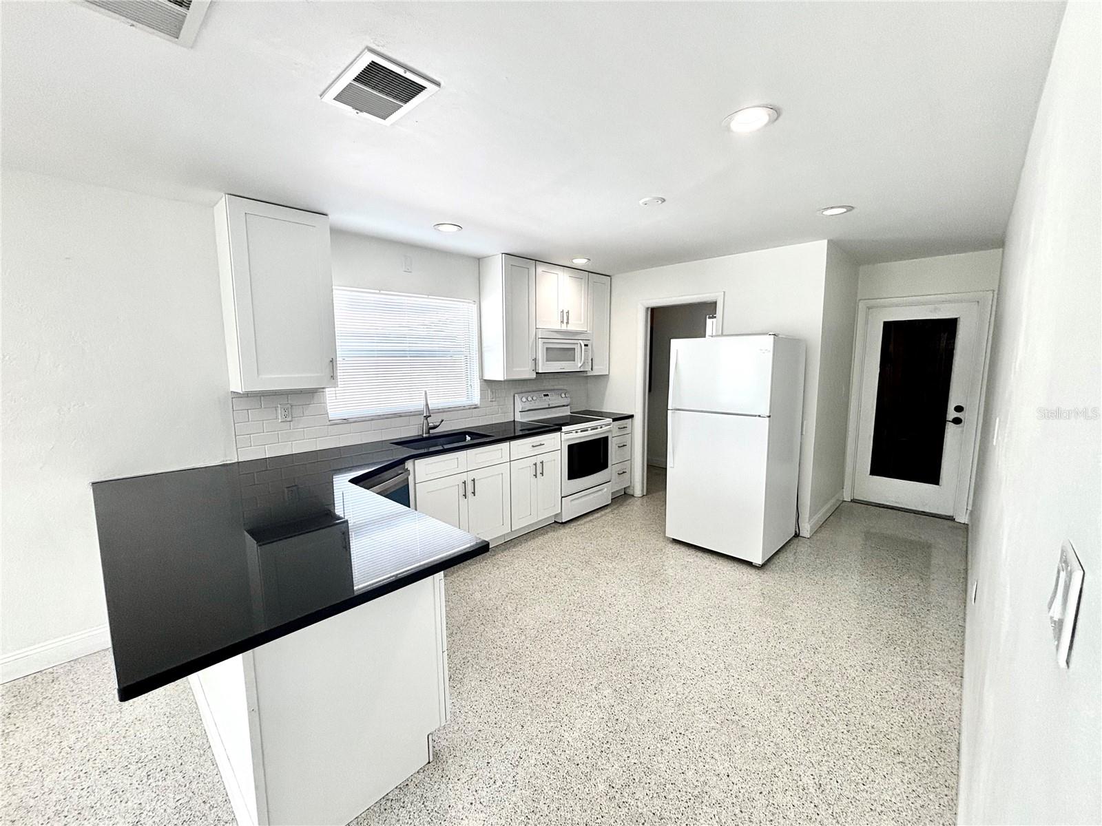 SHELTON HEIGHTS - Residential