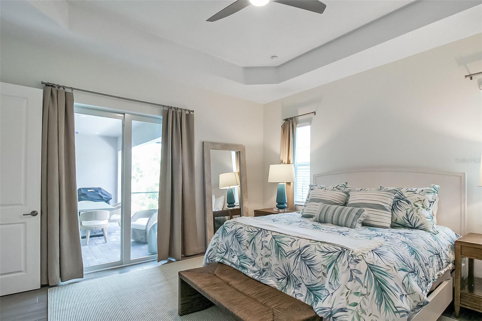 WELLEN PK GOLF & COUNTRY CLUB - Residential Lease