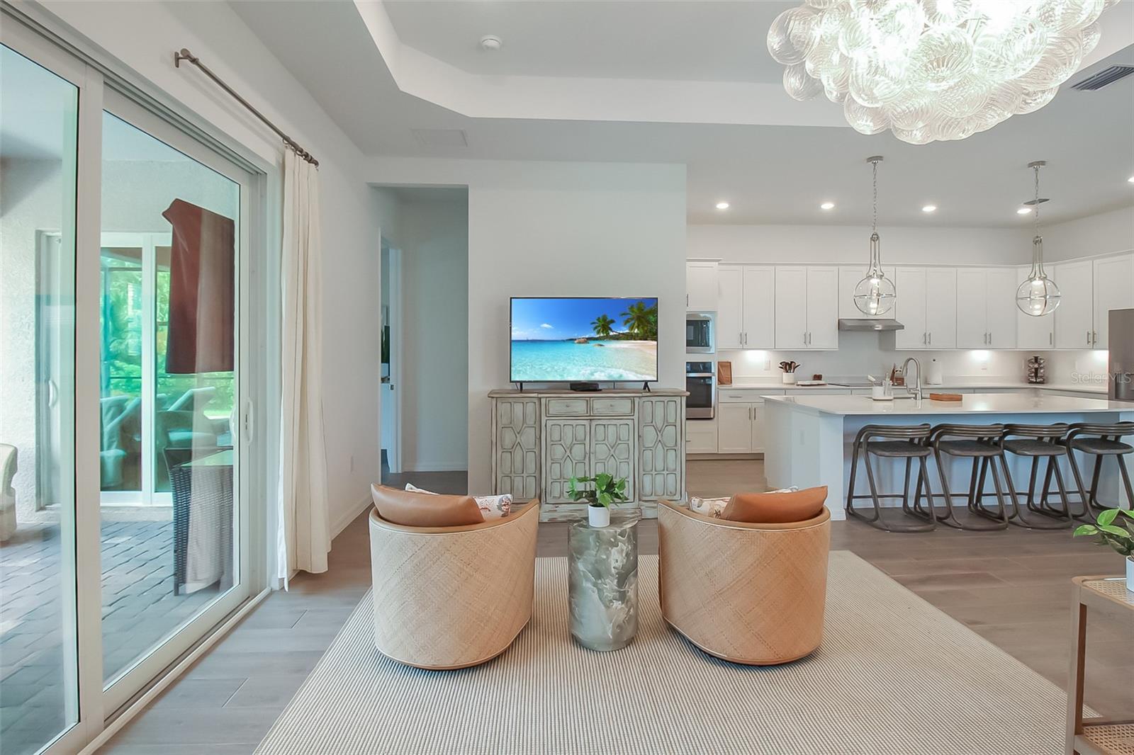 WELLEN PK GOLF & COUNTRY CLUB - Residential Lease
