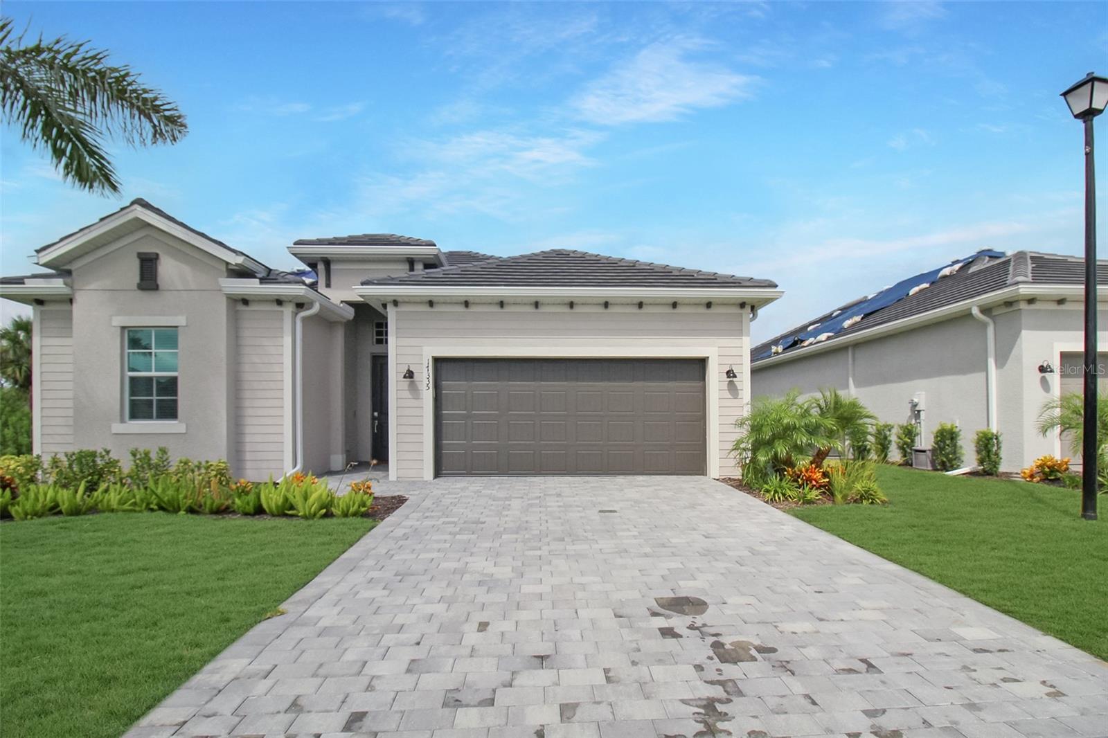 WELLEN PK GOLF & COUNTRY CLUB - Residential Lease