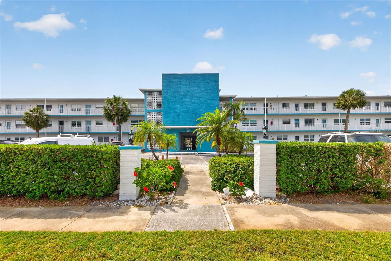 SHORE PLAZA BLDG - Residential