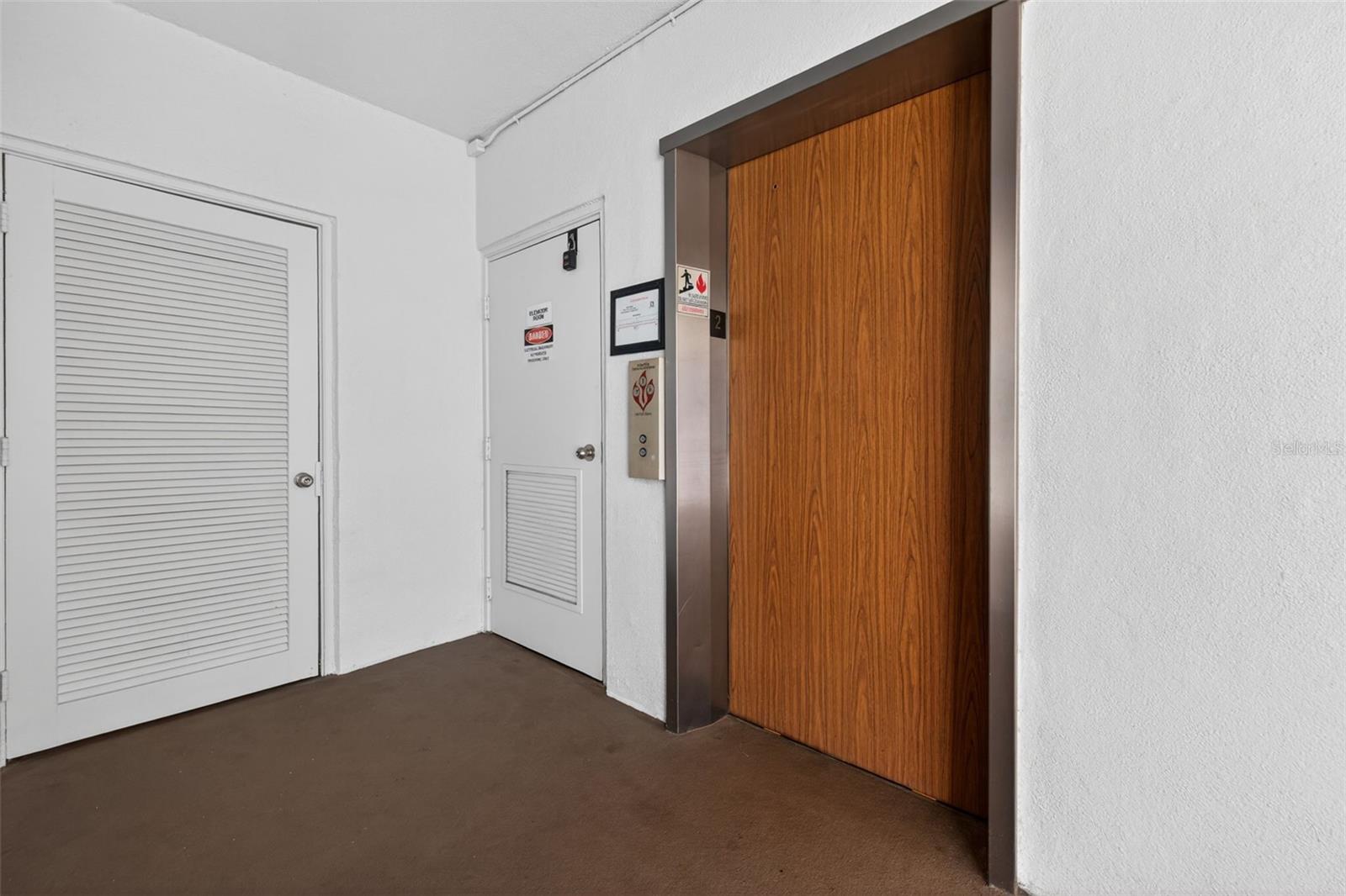 SHORE PLAZA BLDG - Residential