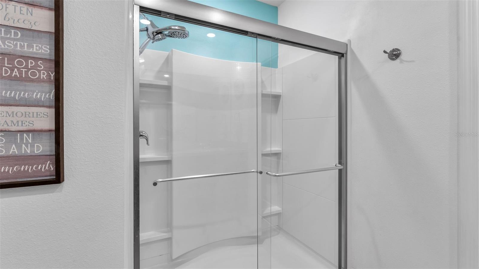 EDEN HILLS - Residential