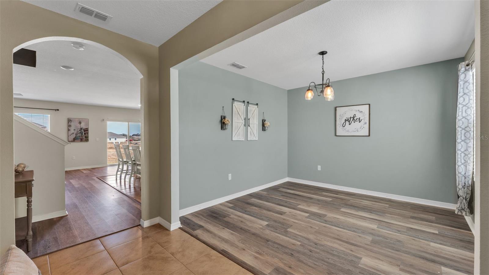 EDEN HILLS - Residential