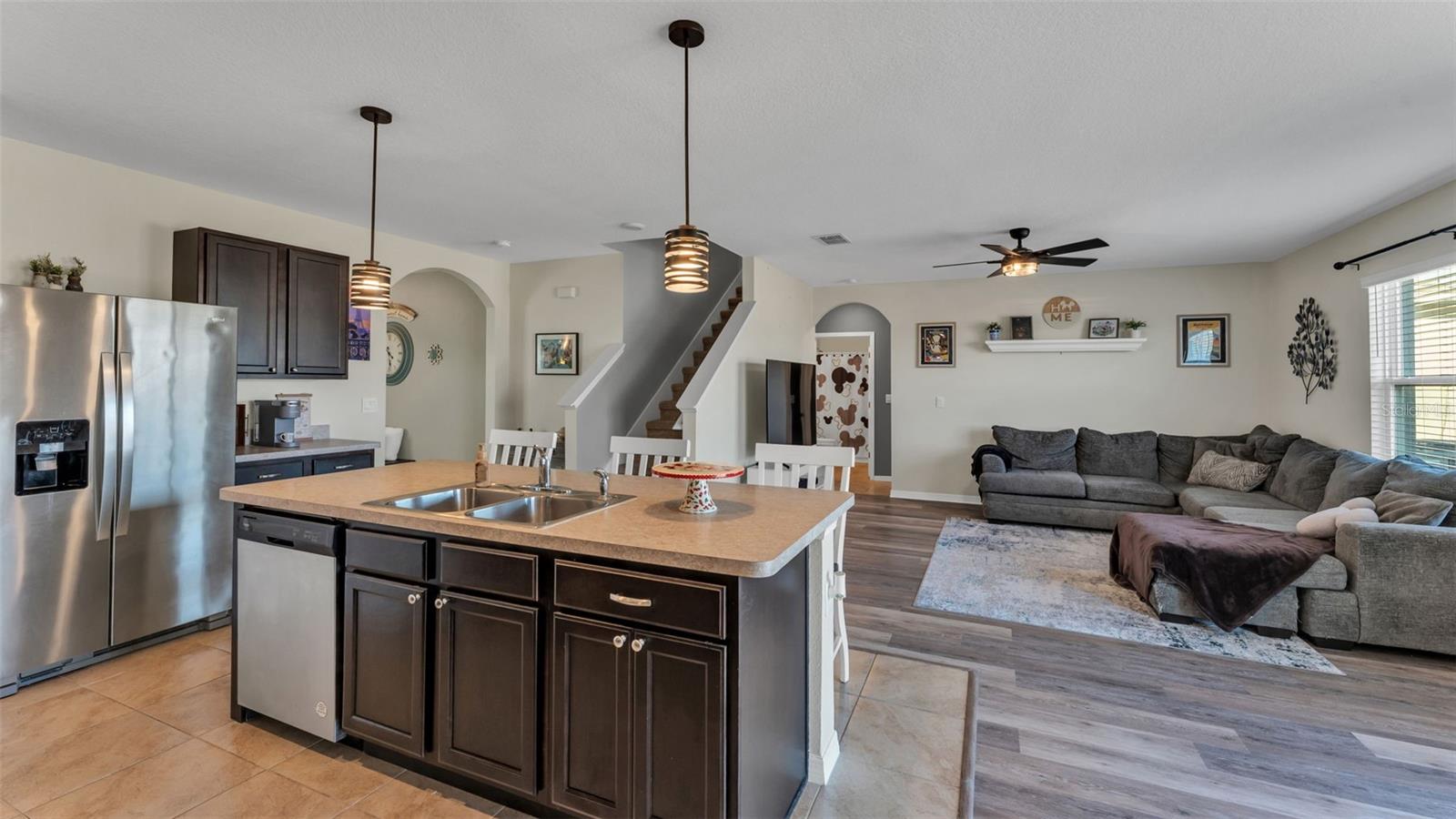 EDEN HILLS - Residential