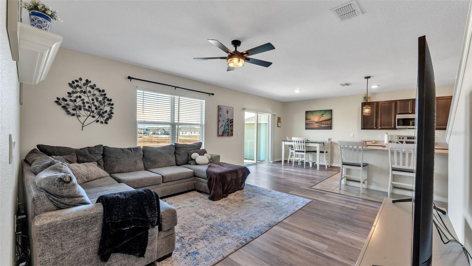 EDEN HILLS - Residential