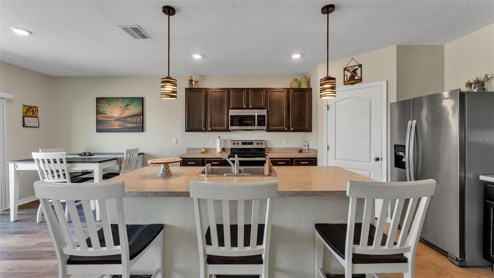 EDEN HILLS - Residential