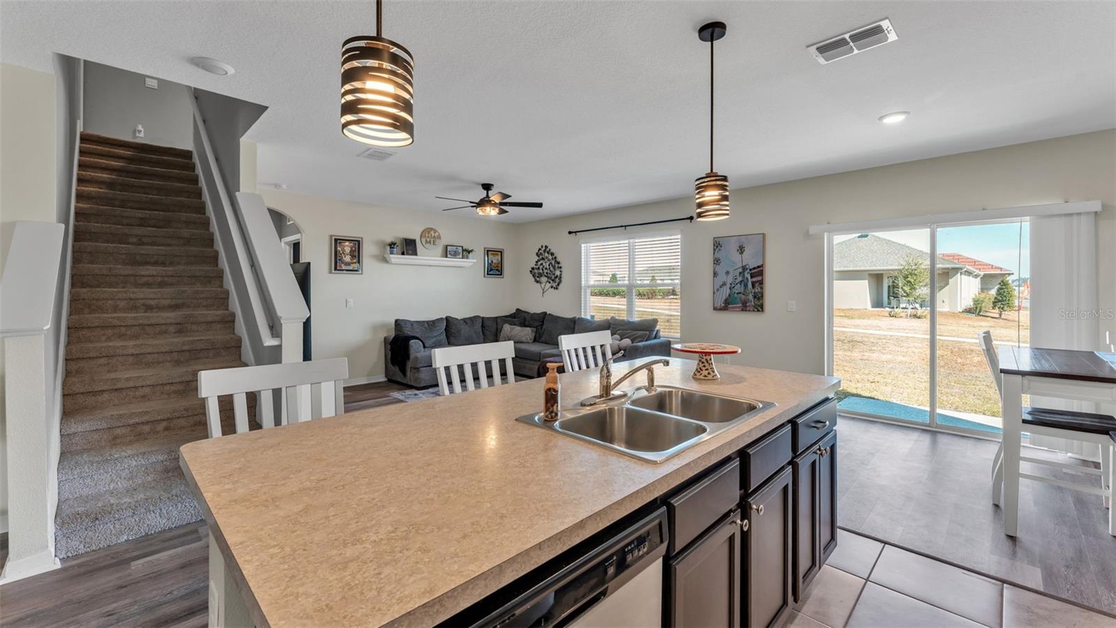 EDEN HILLS - Residential