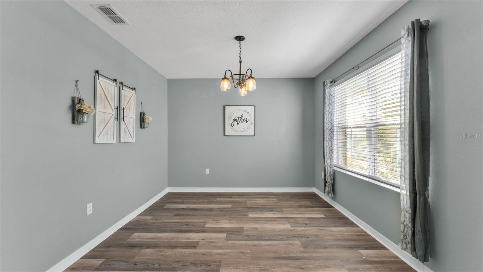 EDEN HILLS - Residential