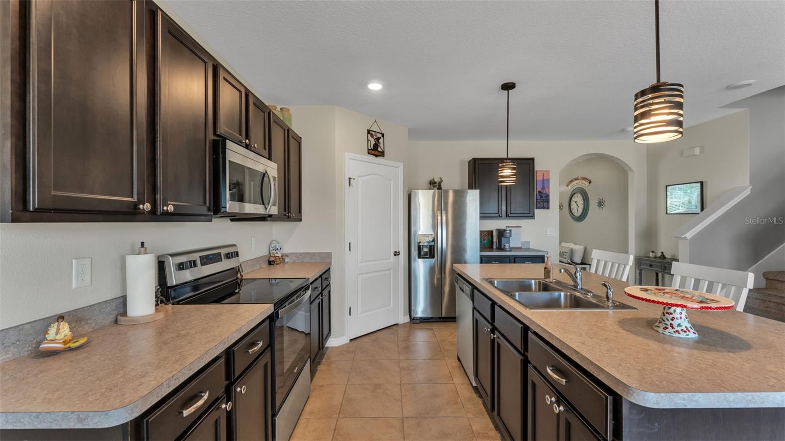 EDEN HILLS - Residential