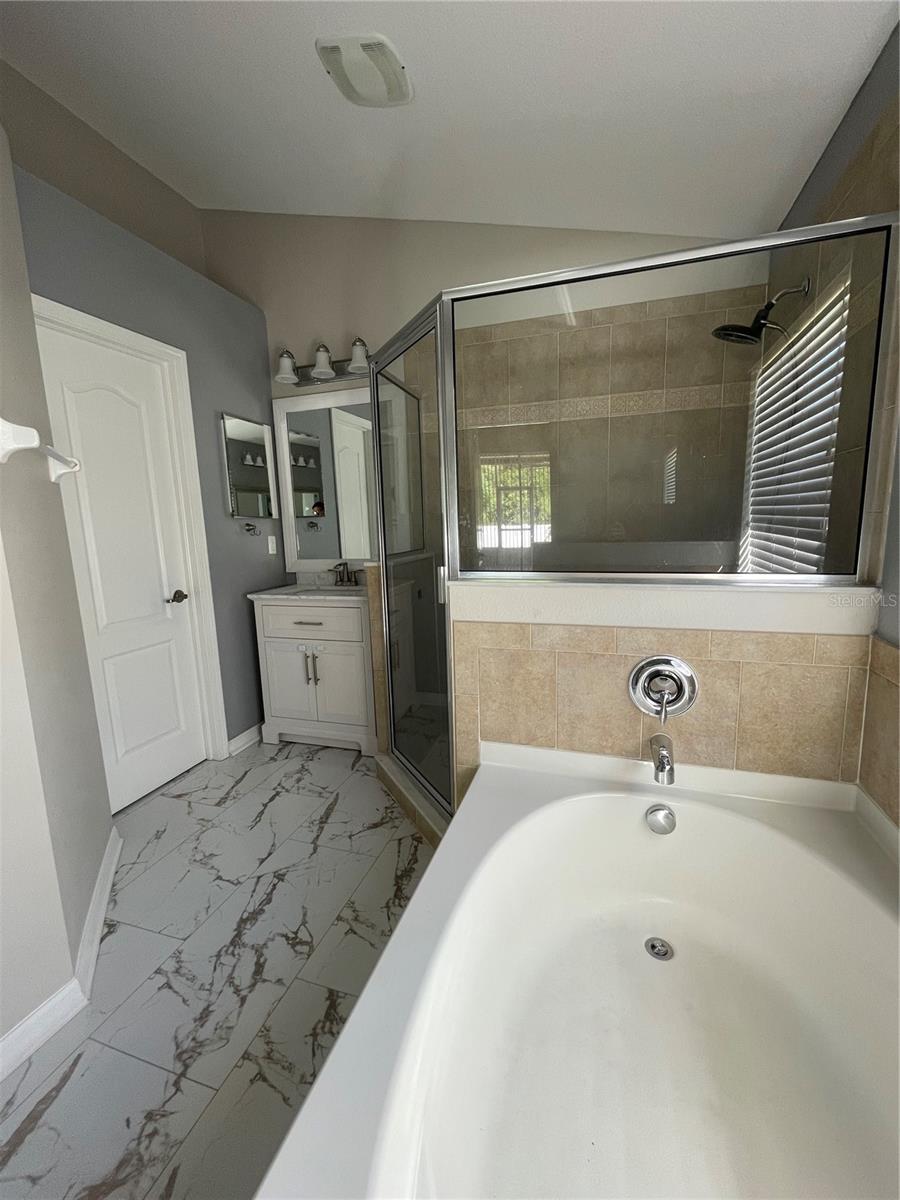 CONCORD STATION PH 04 UNITS A & B - Residential Lease