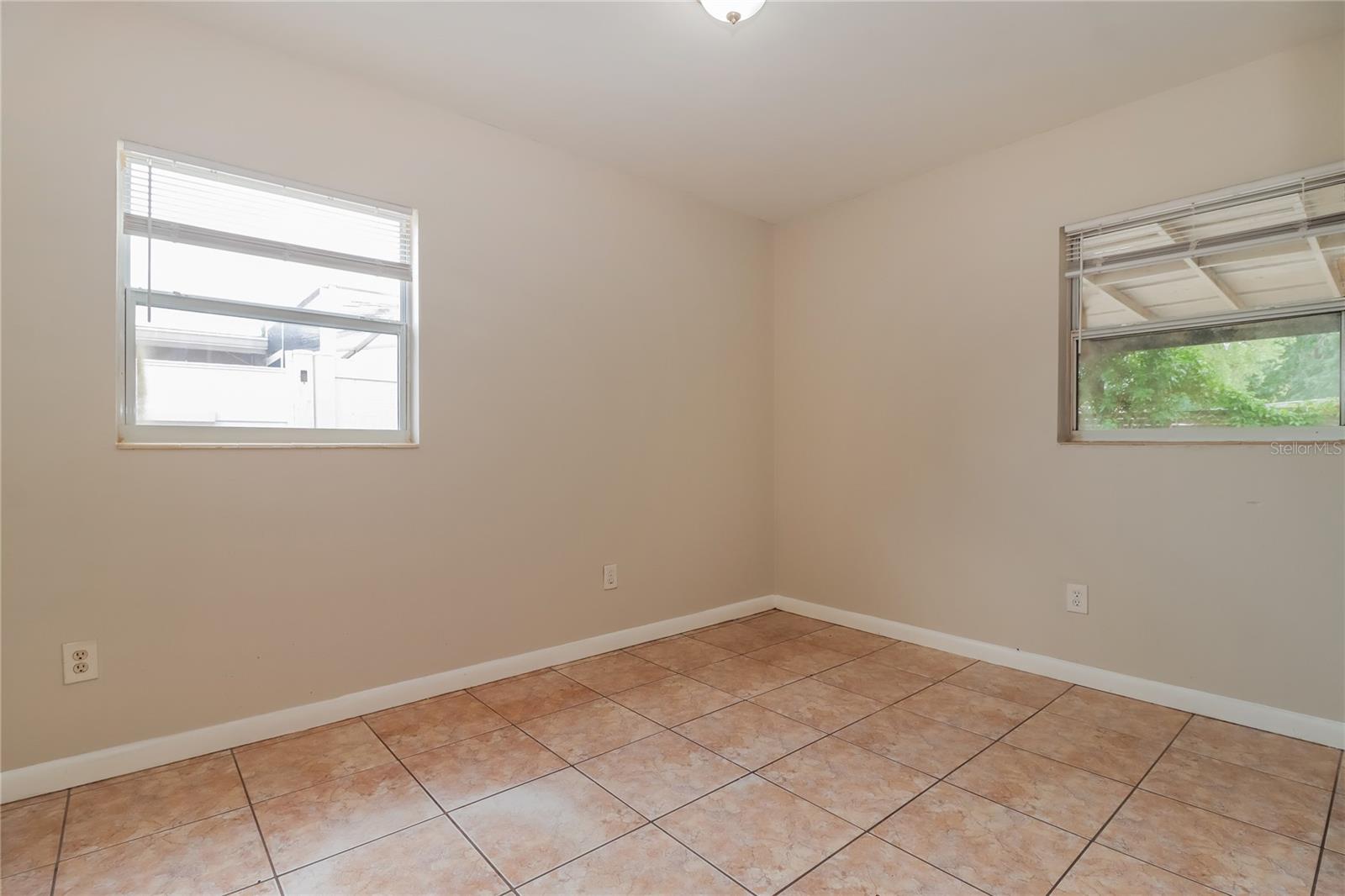 TOWNN COUNTRY PARK UN 05 - Residential