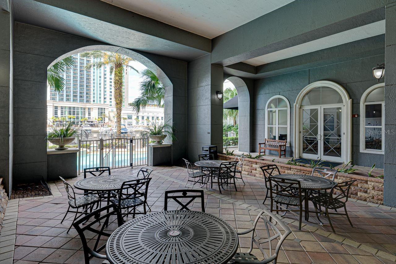 PARKCREST HARBOUR ISLAND CONDO - Residential