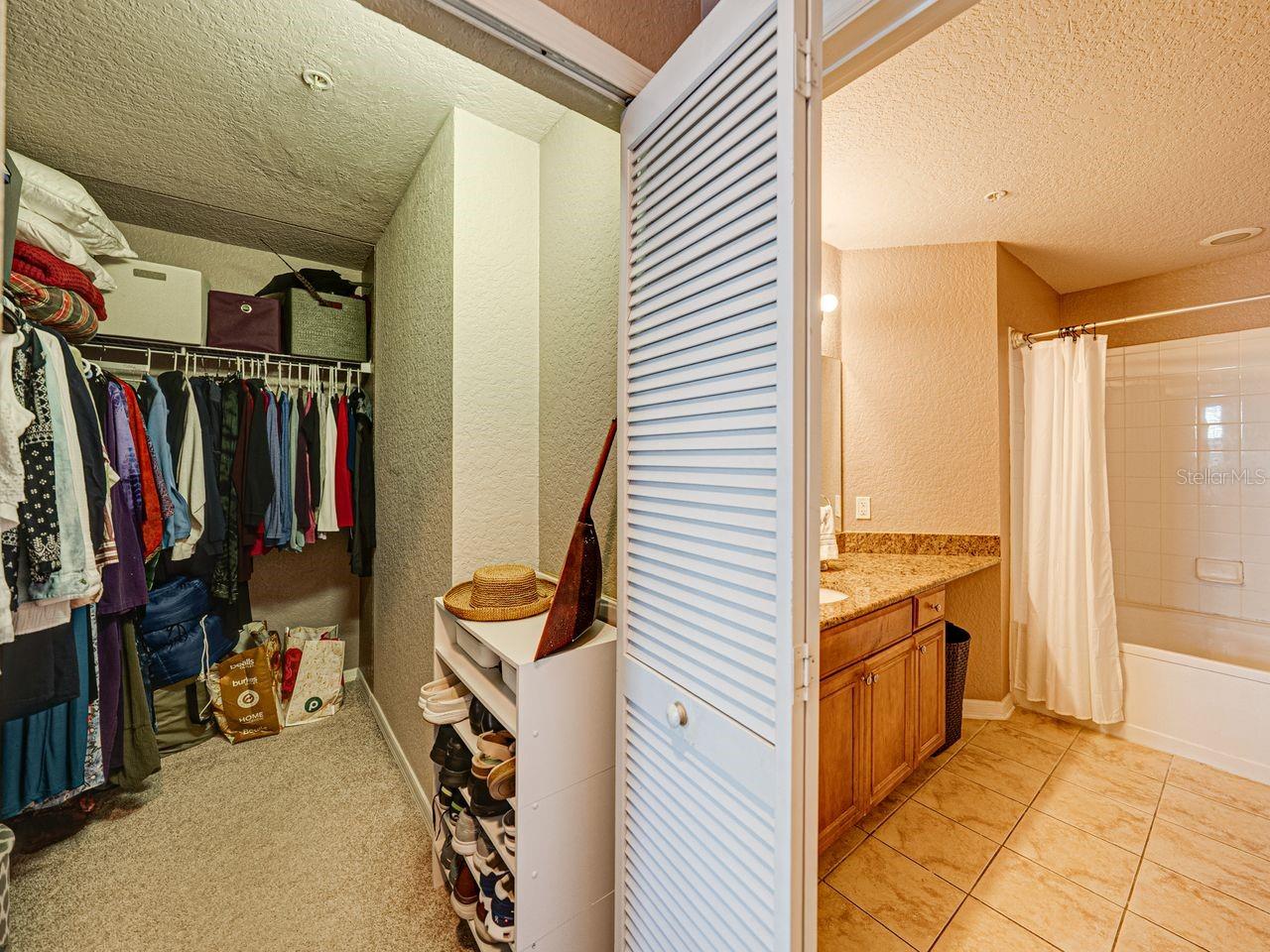 PARKCREST HARBOUR ISLAND CONDO - Residential