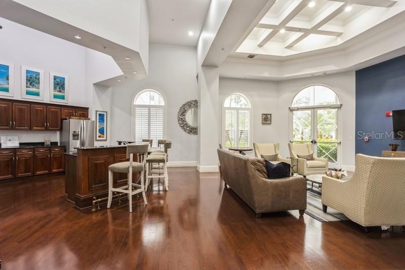 PARKCREST HARBOUR ISLAND CONDO - Residential