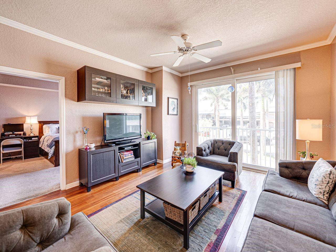 PARKCREST HARBOUR ISLAND CONDO - Residential